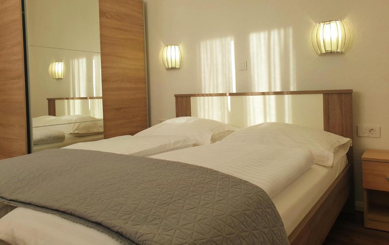 Bluesun Sibenik Apartments Buitenkant foto